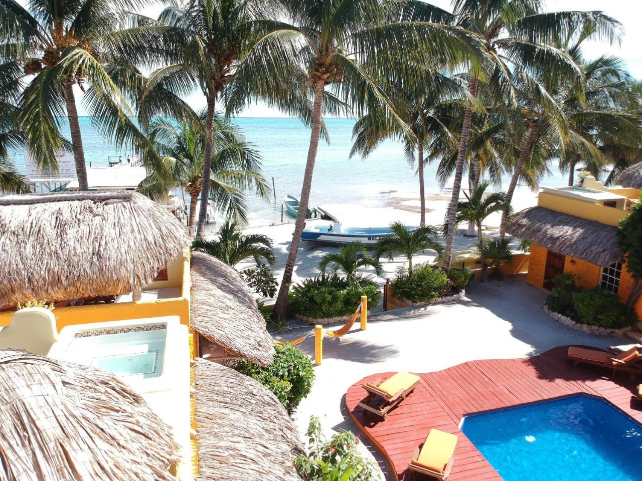 Seaside Cabanas Hotel Caye Corker Buitenkant foto
