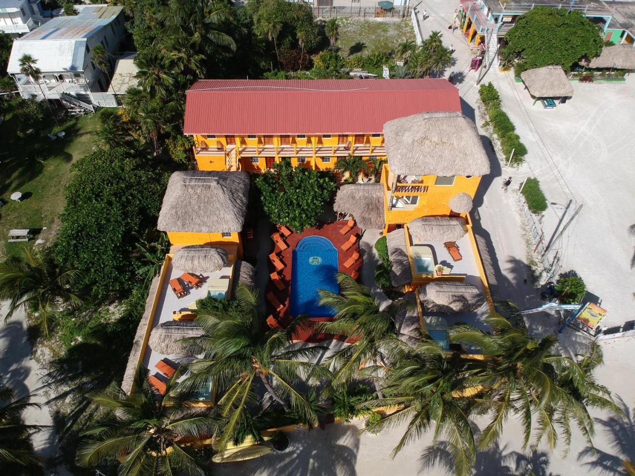 Seaside Cabanas Hotel Caye Corker Buitenkant foto